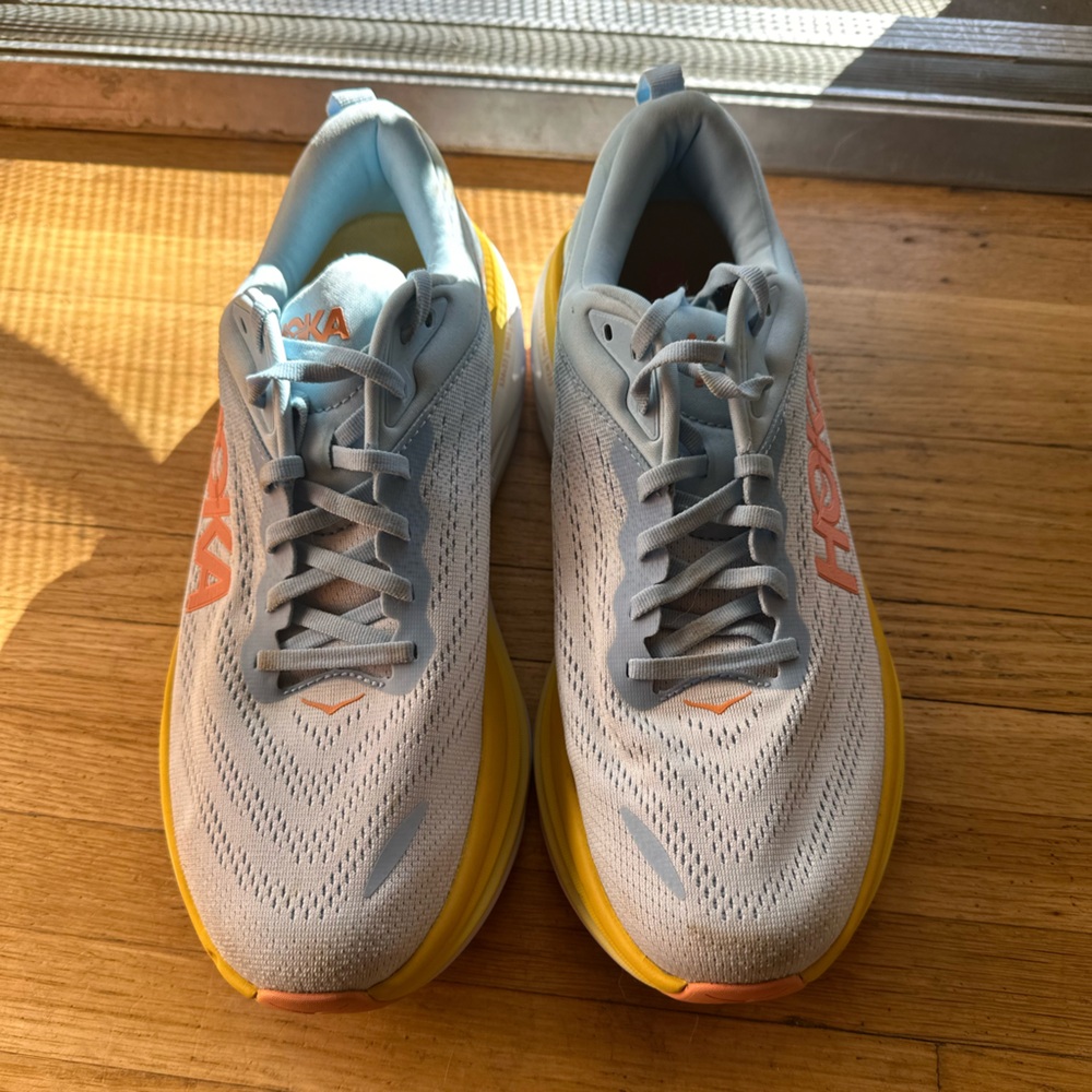 Honka Bondi 8, women’s size 11B, very lightly worn almost like new!